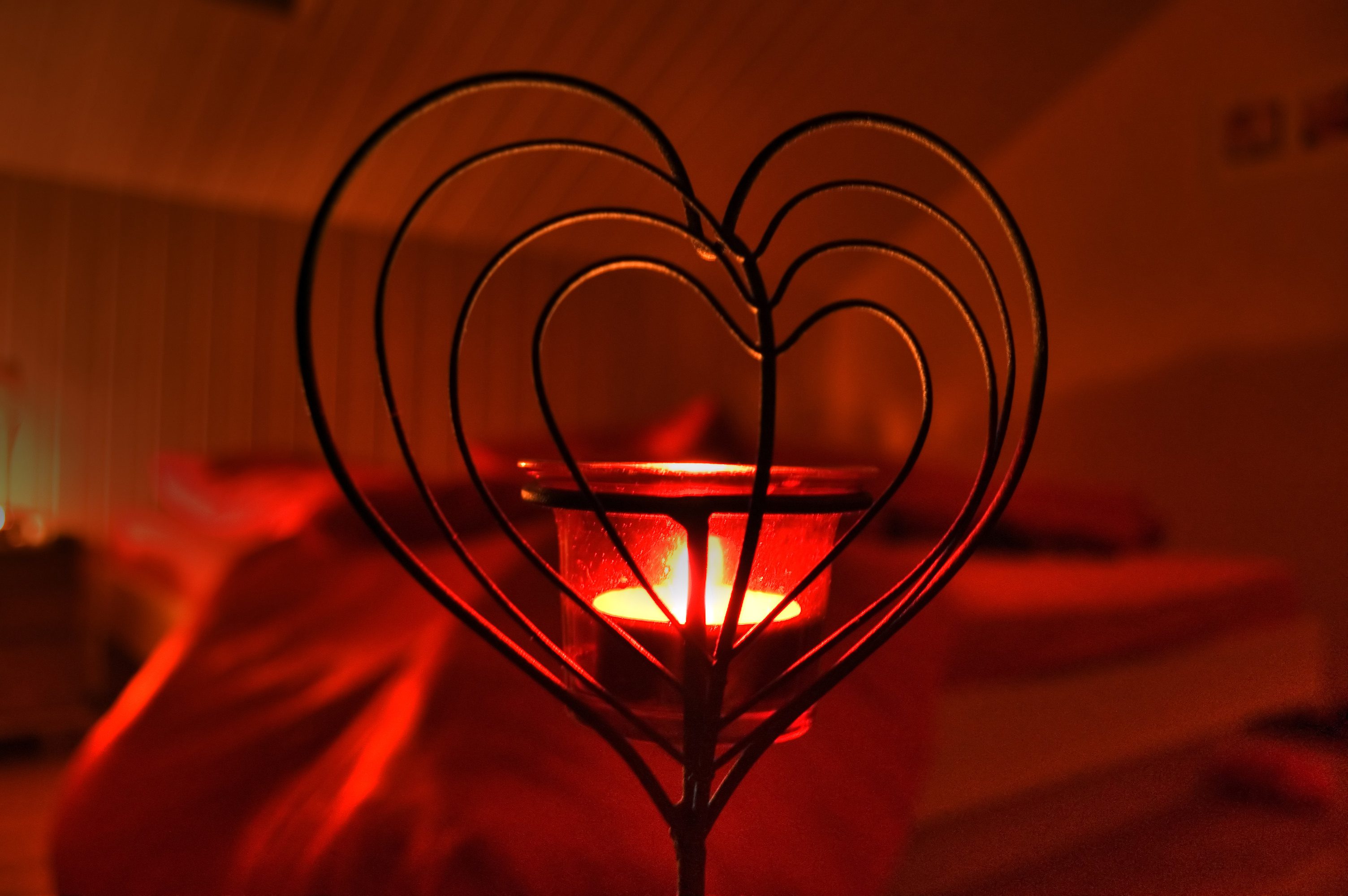 THE RELATIONSHIP MYTH